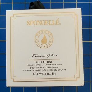 Spongelle Freesia Pear Body Wash Sponge Infused Buffer - Cream and Gold